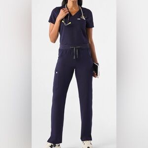 Figs Women's Navy Scrub Set Casma Top S/Kade Cargo Pant SP RN Medical Hospital